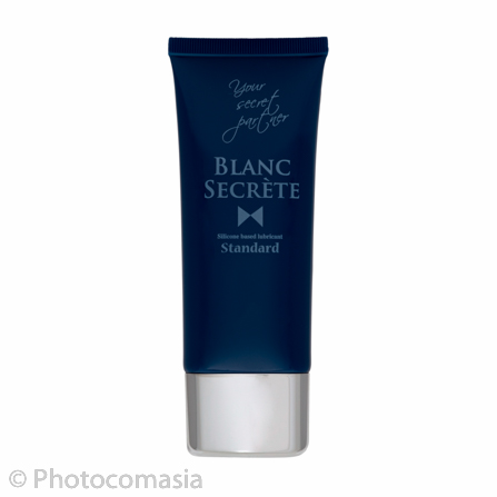 Gold ring with diamonds On the white background