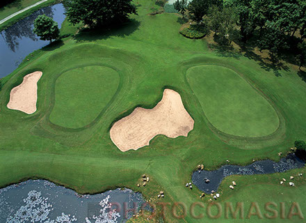  Areal photo of golf club hole number six