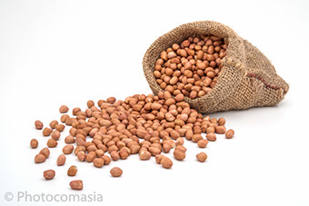 Gold ring with diamonds On the white background