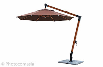 Gold ring with diamonds On the white background