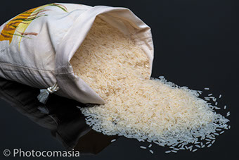 Gold ring with diamonds On the white background