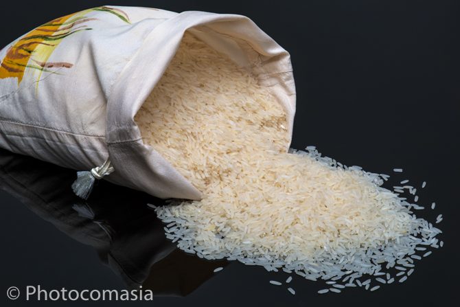 Gold ring with diamonds On the white background